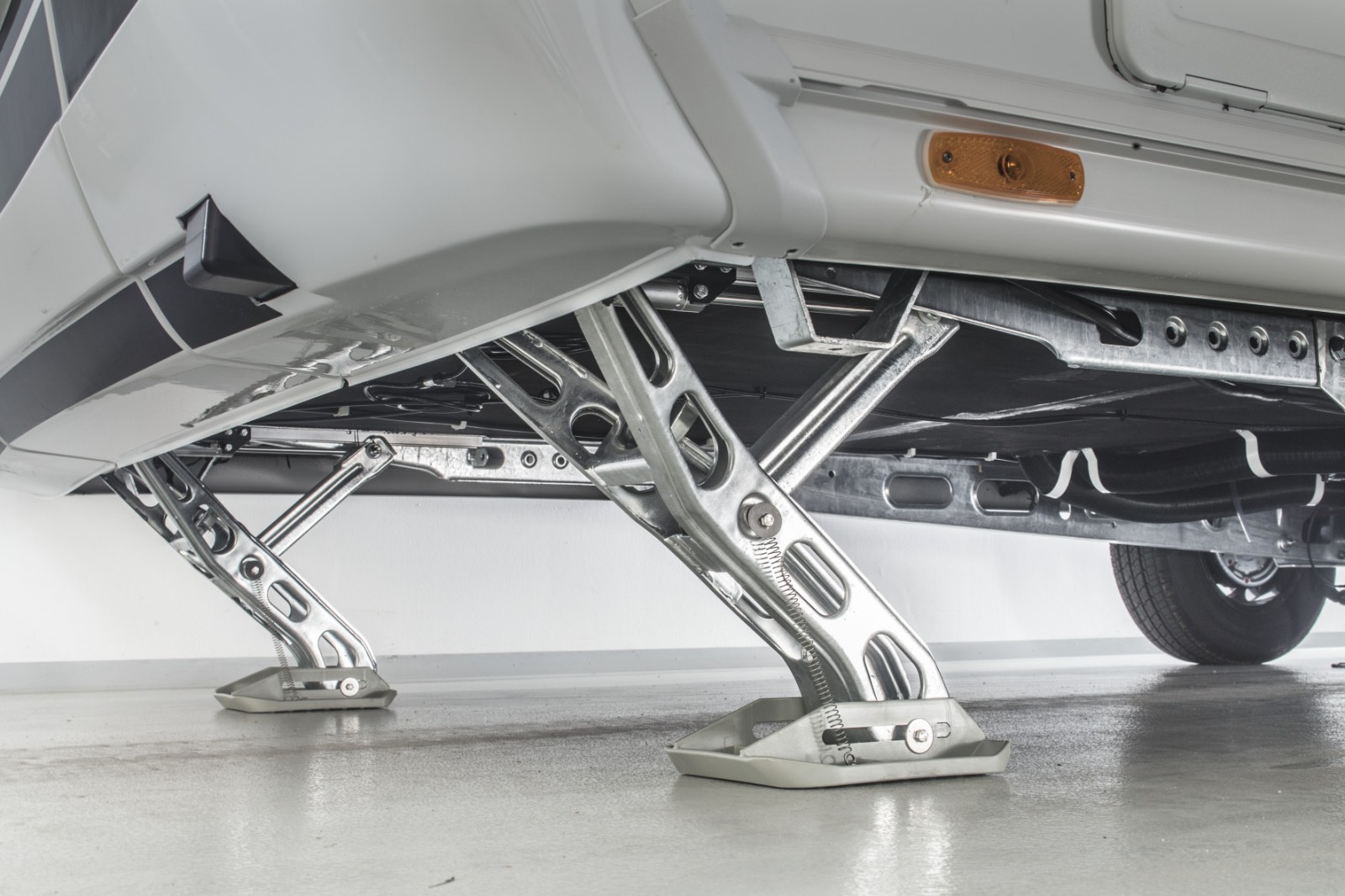 Caravan levellers Klein Caravans